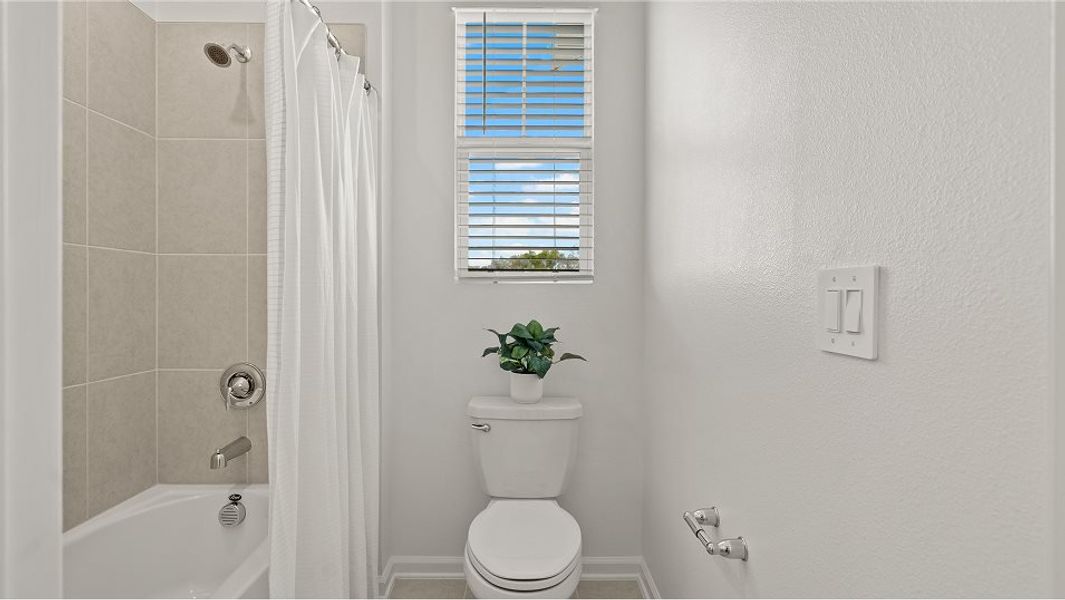 Rainier Second Bathroom Rainier Second Bathroom