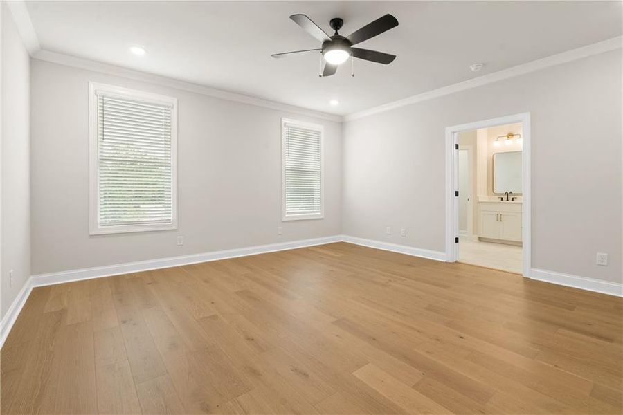 Spacious, unfurnished interior of a new home in Waterside Townhomes, Peachtree Corners (Image 9).