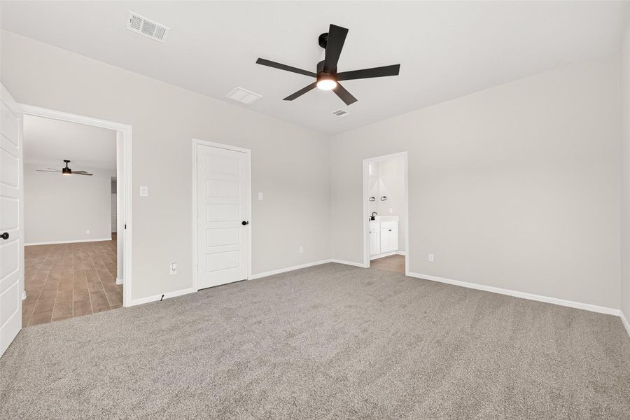 Spacious, unfurnished interior of a new home in La Segarra, Brookshire (Image 26). Spacious, unfurnished interior of a new home in La Segarra, Brookshire (Image 26).