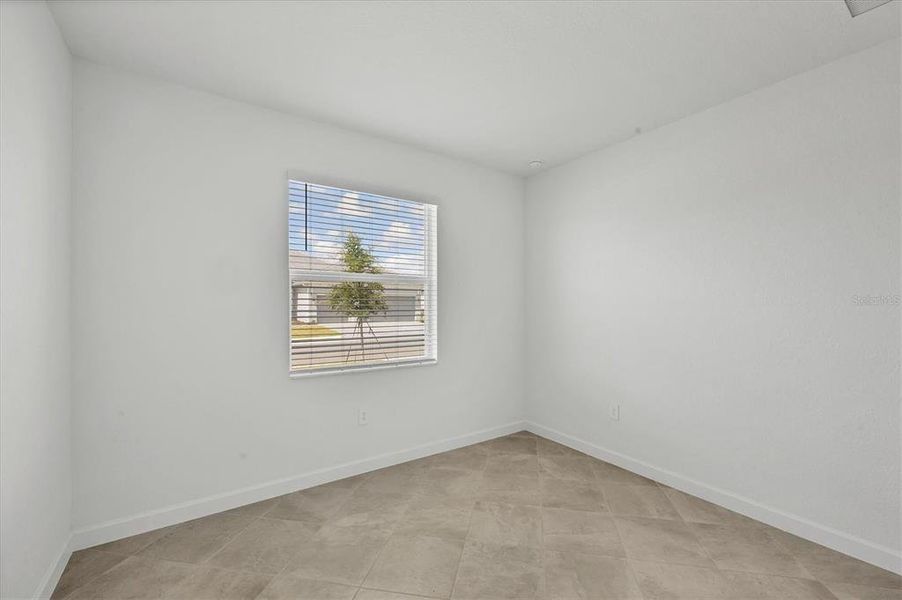 Spacious, unfurnished interior of a new home in , Port Charlotte (Image 31).