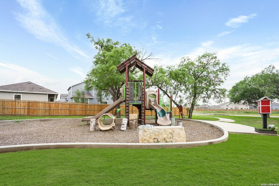 Community amenities in Blue Ridge Ranch, San Antonio (Image 34).
