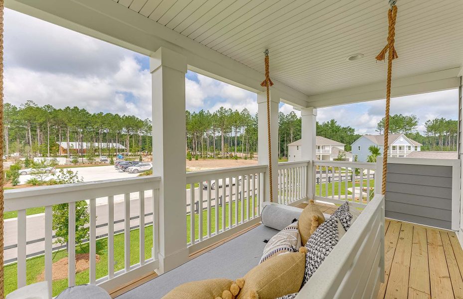 Enjoy a cold glass of sweet tea on your 2nd floor balcony!