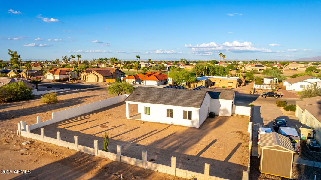 32-Country Club 32-Country Club