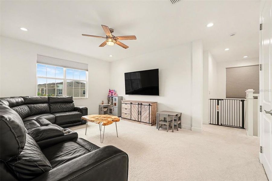 Furnished interior view inside a new home in , Wesley Chapel (Image 33). Furnished interior view inside a new home in , Wesley Chapel (Image 33).