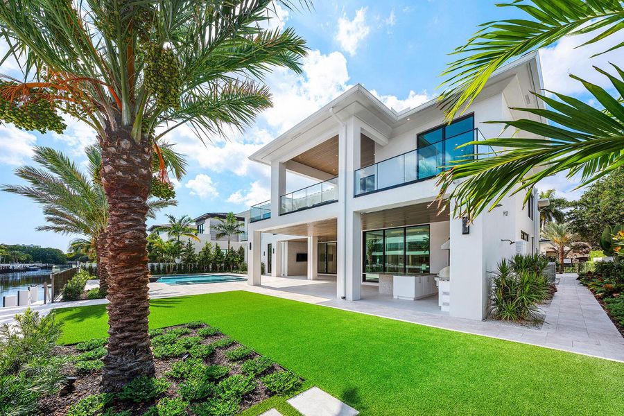 Exterior details and patio area of a home in , Boca Raton (Image 42).