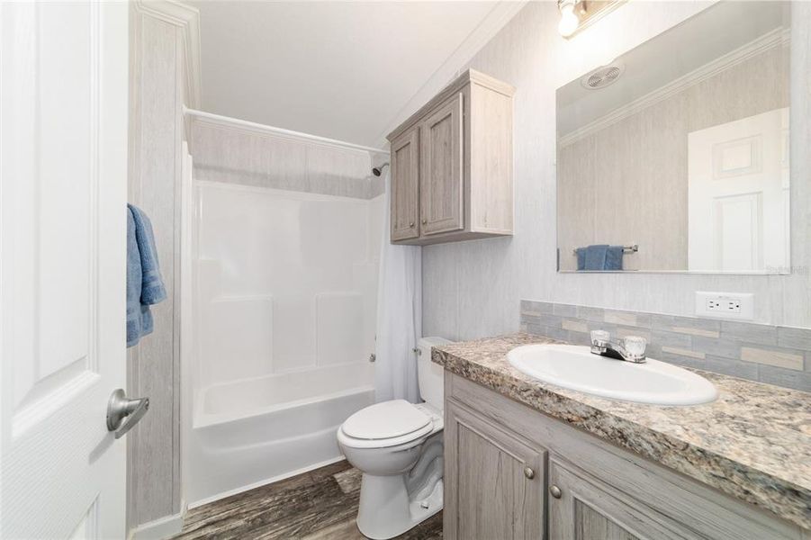 Furnished interior view inside a new home in , Ocala (Image 8).