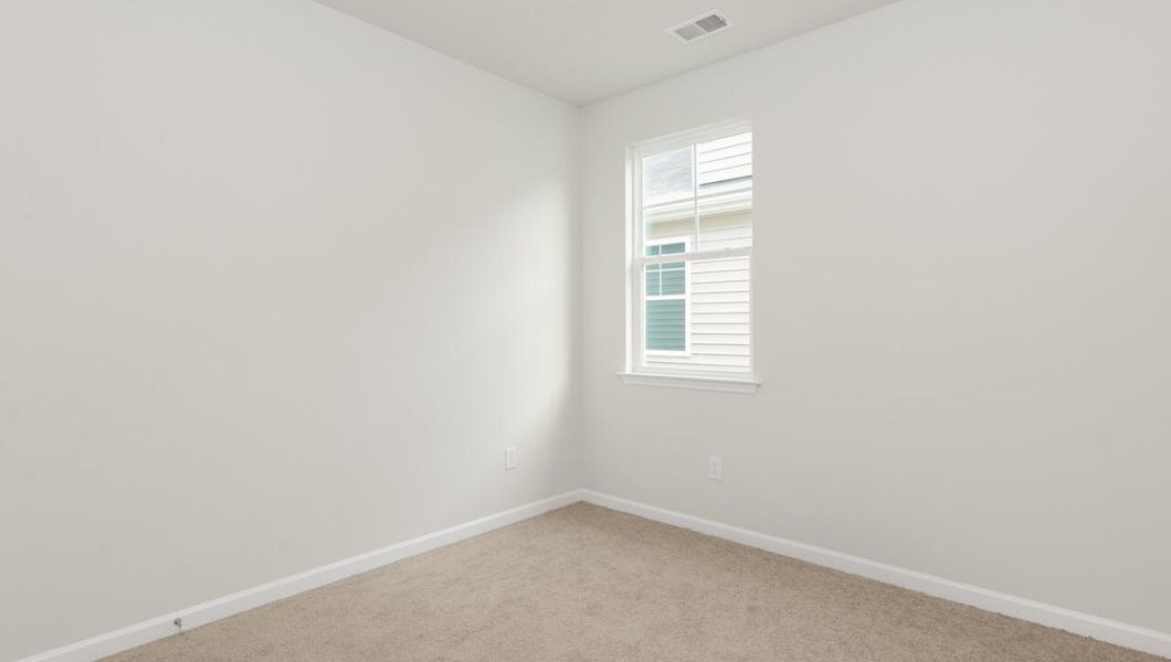 Spacious, unfurnished interior of a new home in Bella Point, Bolivia (Image 20).