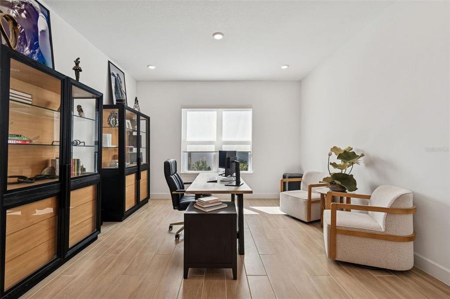 Furnished interior view inside a new home in , Wesley Chapel (Image 41). Furnished interior view inside a new home in , Wesley Chapel (Image 41).