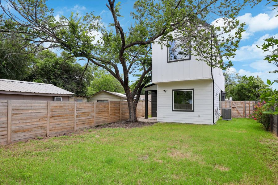 Exterior details and patio area of a home in , Austin (Image 22).