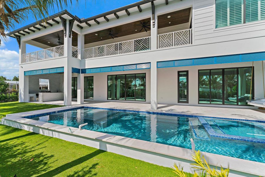 Rear Elevation Rear Elevation