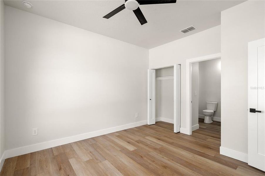 Spacious, unfurnished interior of a new home in , Dunnellon (Image 29). Spacious, unfurnished interior of a new home in , Dunnellon (Image 29).
