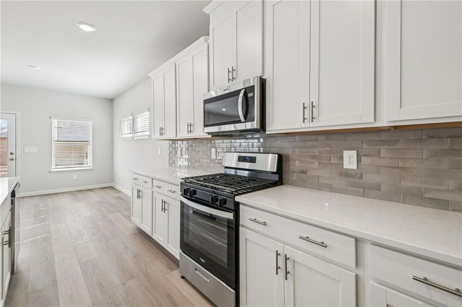 Furnished interior view inside a new home in Creekside at Oxford Park, Fairburn (Image 6).