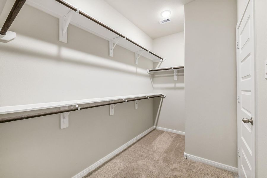 Spacious, unfurnished interior of a new home in Stone Creek Ranch, Hockley (Image 28).