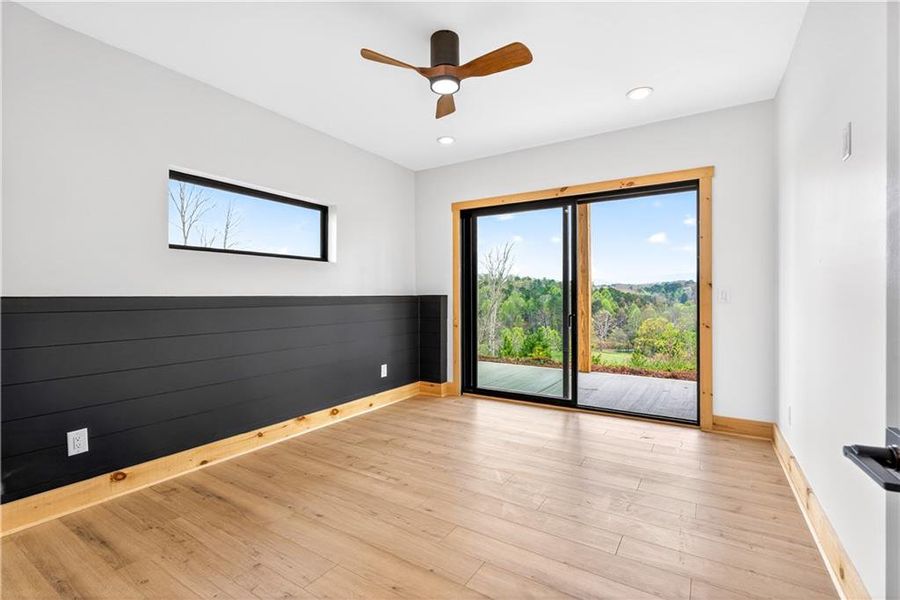 Spacious, unfurnished interior of a new home in , Ellijay (Image 32).