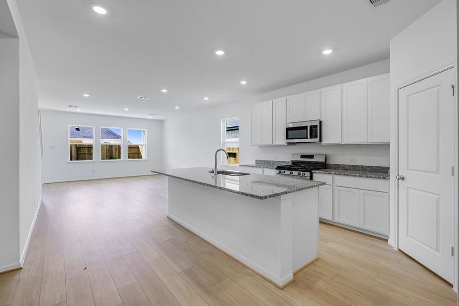 Furnished interior view inside a new home in Brookewater 45s, Rosenberg (Image 6).