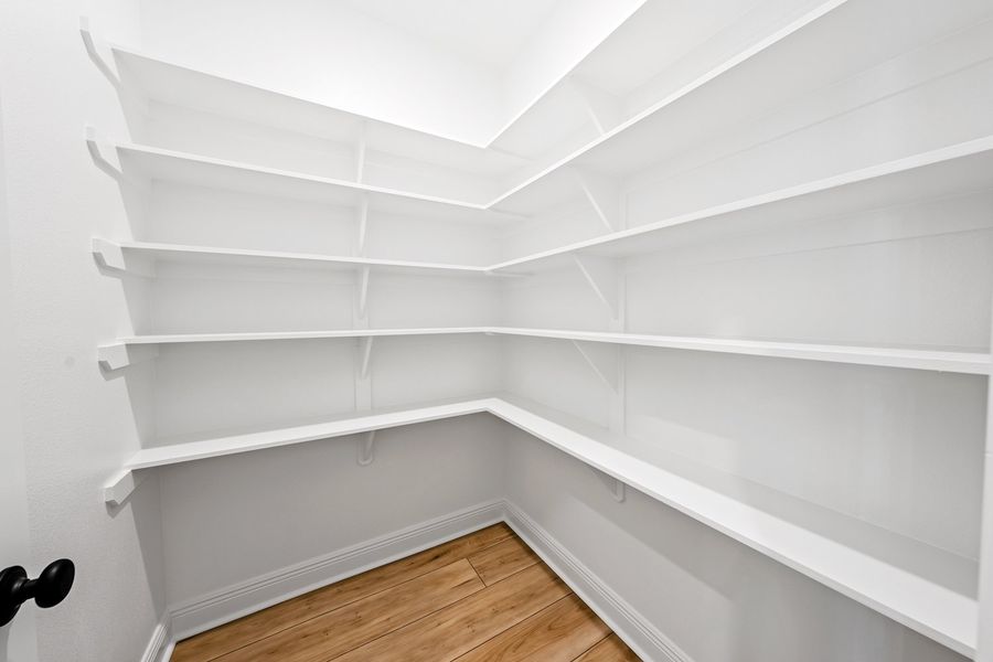 Spacious, unfurnished interior of a new home in Young Oaks, Crestview (Image 21).