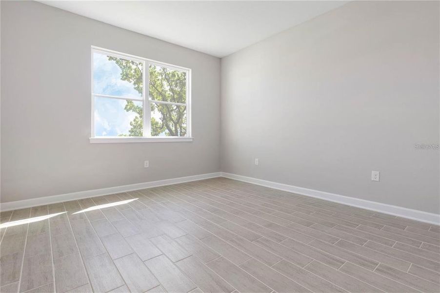 Spacious, unfurnished interior of a new home in , North Port (Image 19).