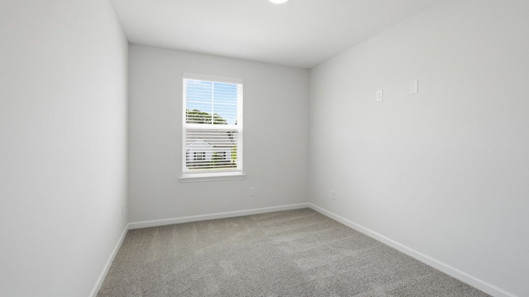 Spacious, unfurnished interior of a new home in Wheatfield, Shelbyville (Image 22).