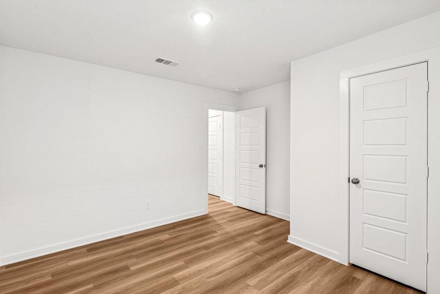 Spacious, unfurnished interior of a new home in Pinewood at Grand Texas, New Caney (Image 23). Spacious, unfurnished interior of a new home in Pinewood at Grand Texas, New Caney (Image 23).