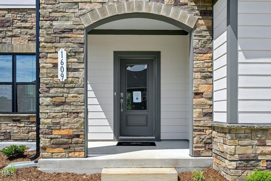 5-web-or-mls-Malcus Ct-S0508-005