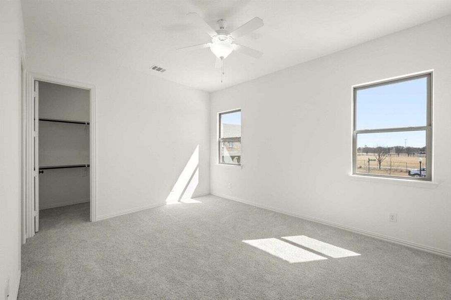 Spacious, unfurnished interior of a new home in Parkside, Mansfield (Image 19).