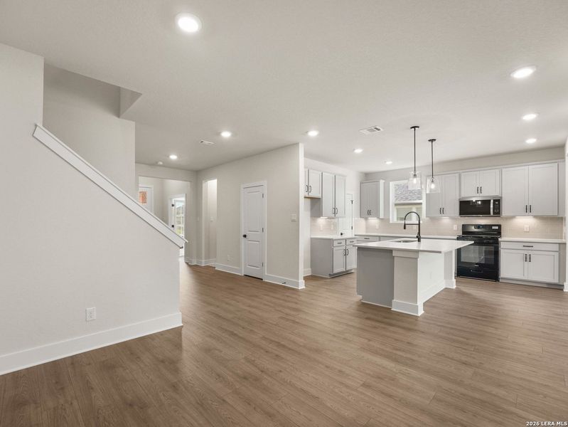 Spacious, unfurnished interior of a new home in Parklands Estates, Schertz (Image 25).