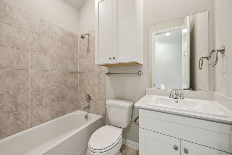 Furnished interior view inside a new home in Avondale, Fate (Image 13). Furnished interior view inside a new home in Avondale, Fate (Image 13).