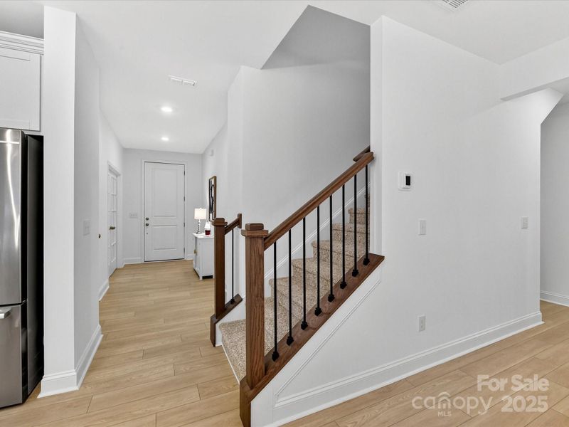 Spacious, unfurnished interior of a new home in Kinsdale, Lancaster (Image 22).