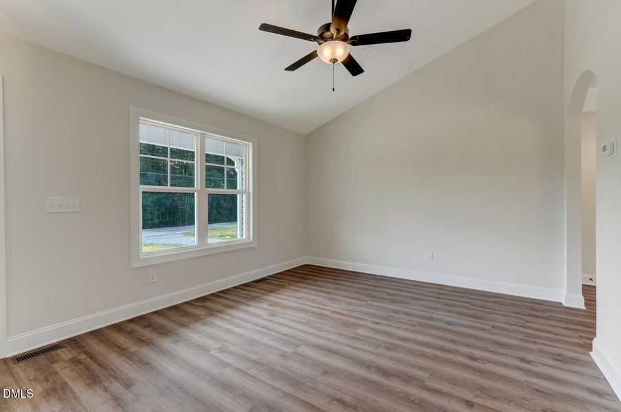 525 Grooms Rd Reidsville NC-large-010-02