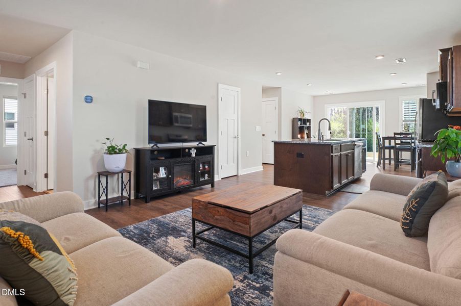 173 S Breeze Wy--Fuquay-Varina, NC 27526