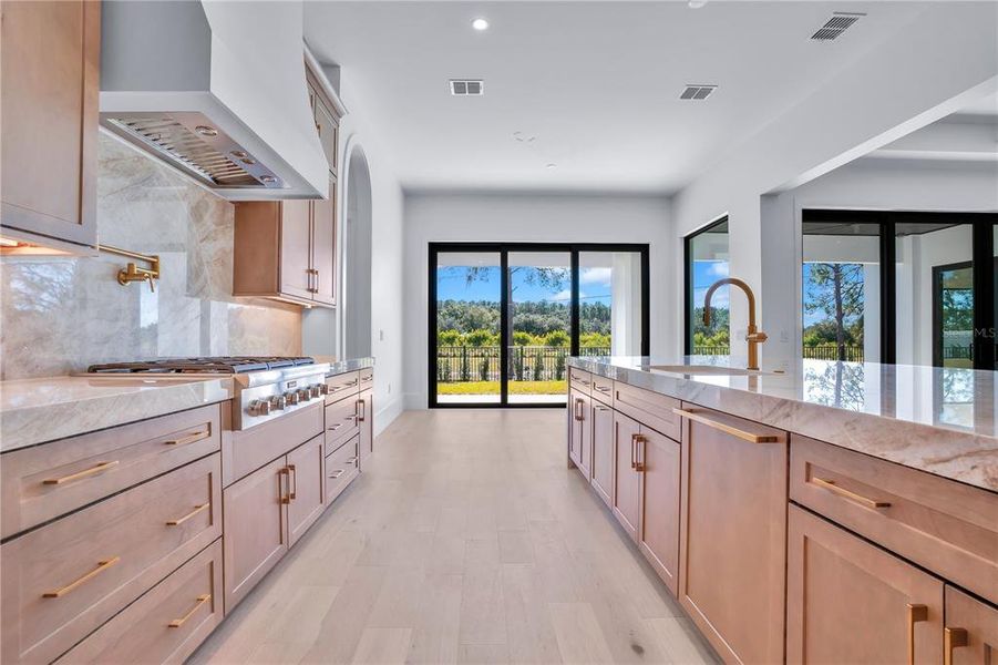 Furnished interior view inside a new home in , Orlando (Image 9).