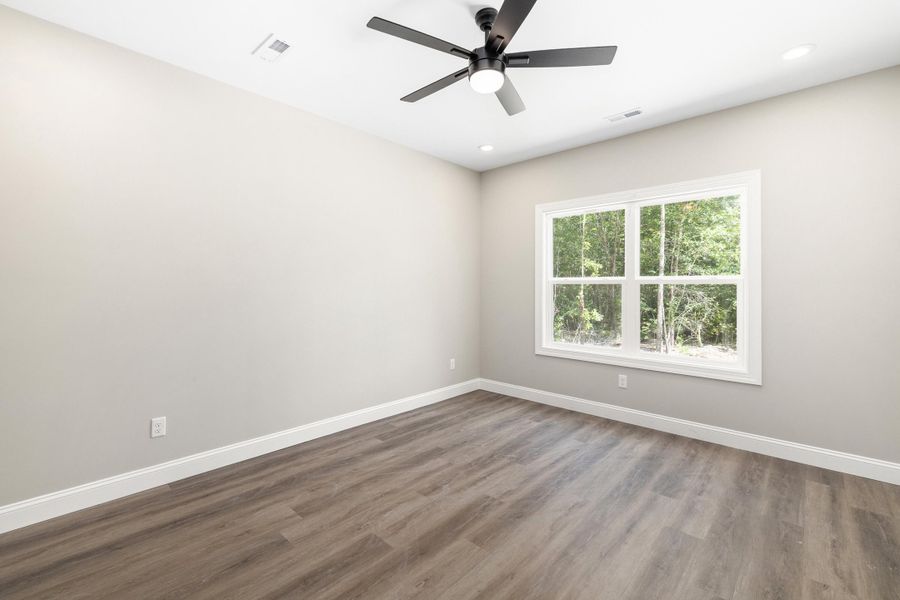 Spacious, unfurnished interior of a new home in , Manning (Image 17).