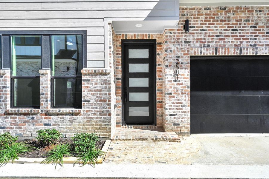 Exterior details and patio area of a home in , Houston (Image 3). Exterior details and patio area of a home in , Houston (Image 3).