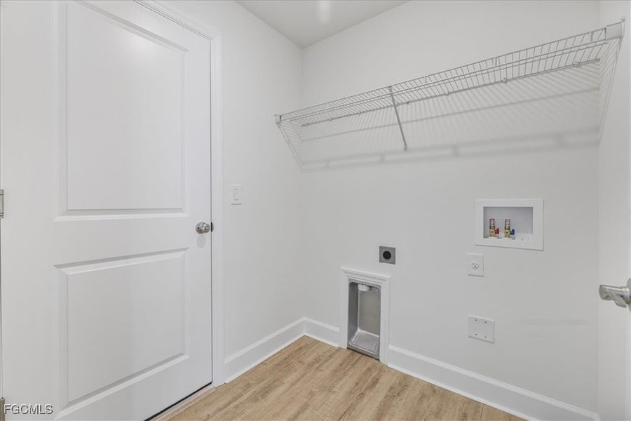 Image 35 of a home in Cape Coral. Image 35 of a home in Cape Coral.