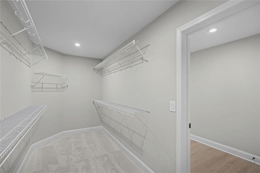 Spacious, unfurnished interior of a new home in Twin Lakes, Hoschton (Image 38).