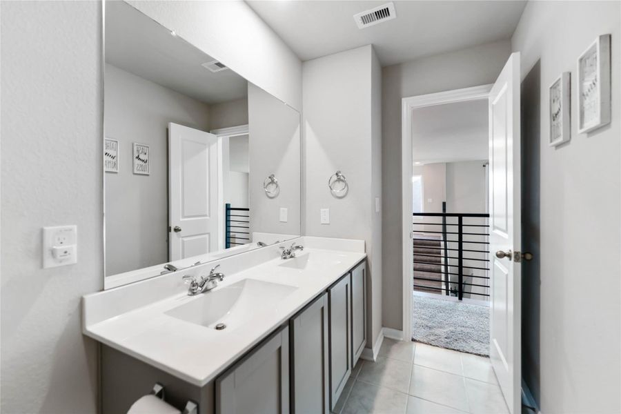 Furnished interior view inside a new home in Balmoral, Houston (Image 8). Furnished interior view inside a new home in Balmoral, Houston (Image 8).