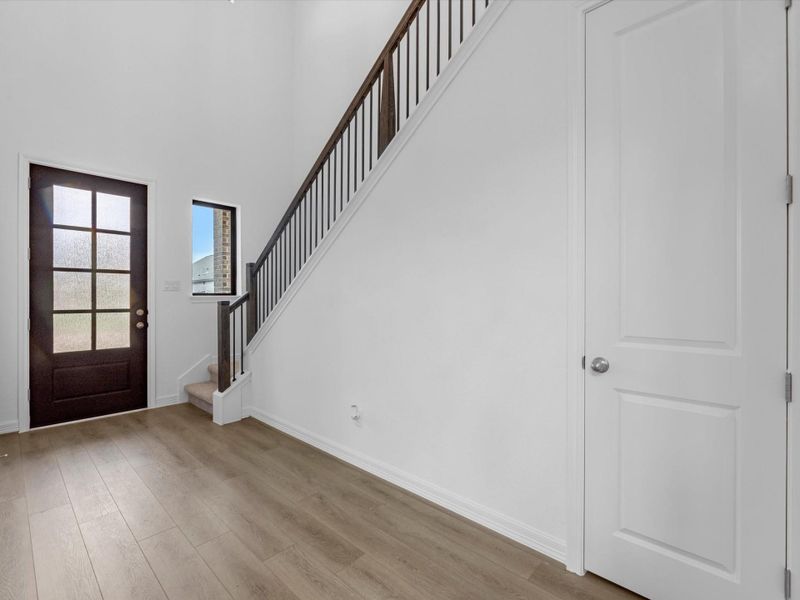 Spacious, unfurnished interior of a new home in Emory Glen, Magnolia (Image 17). Spacious, unfurnished interior of a new home in Emory Glen, Magnolia (Image 17).