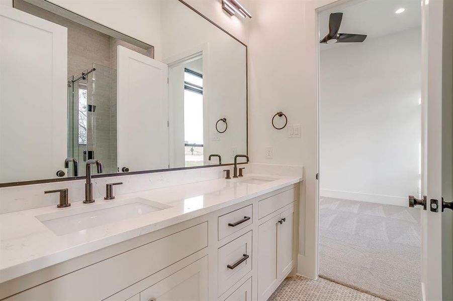 Furnished interior view inside a new home in , Weatherford (Image 36).