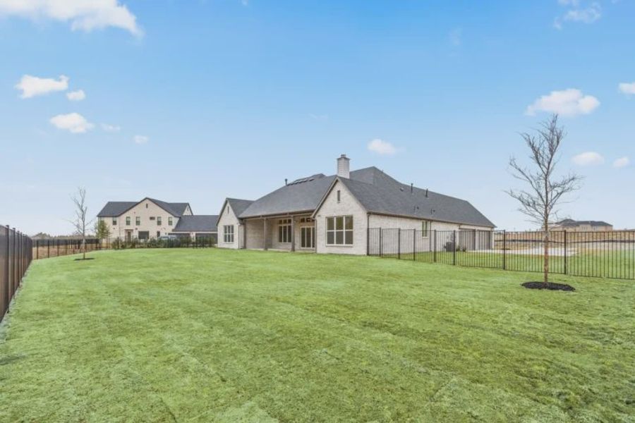 Exterior details and patio area of a home in Harper Estates, Celina (Image 4).