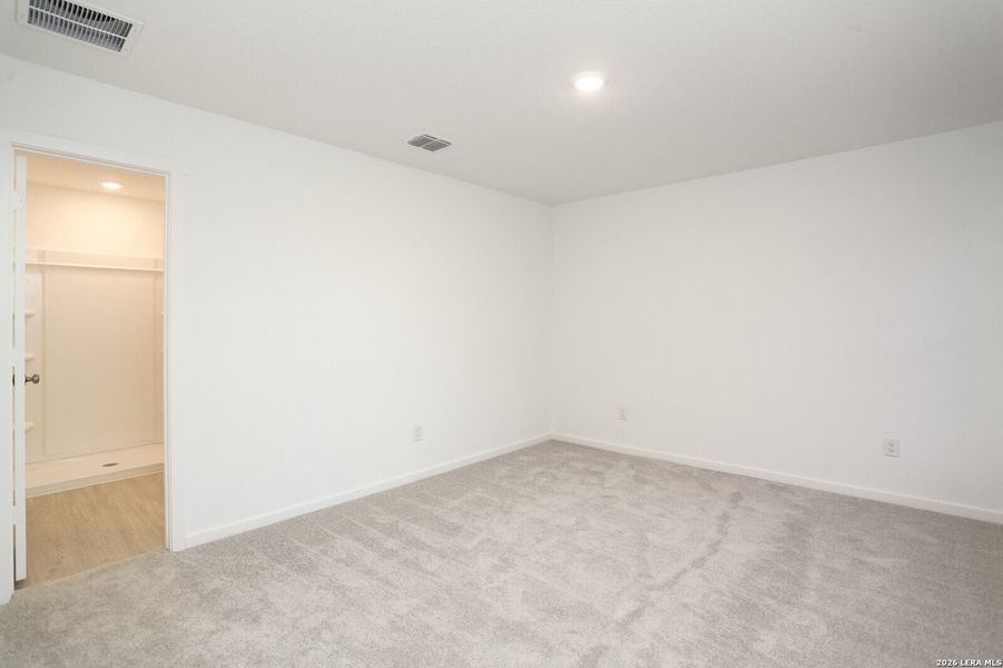 Spacious, unfurnished interior of a new home in Morgan Heights, San Antonio (Image 11). Spacious, unfurnished interior of a new home in Morgan Heights, San Antonio (Image 11).