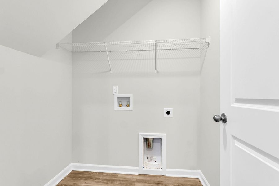 Spacious, unfurnished interior of a new home in Wildcat Chase, Summerville (Image 18).