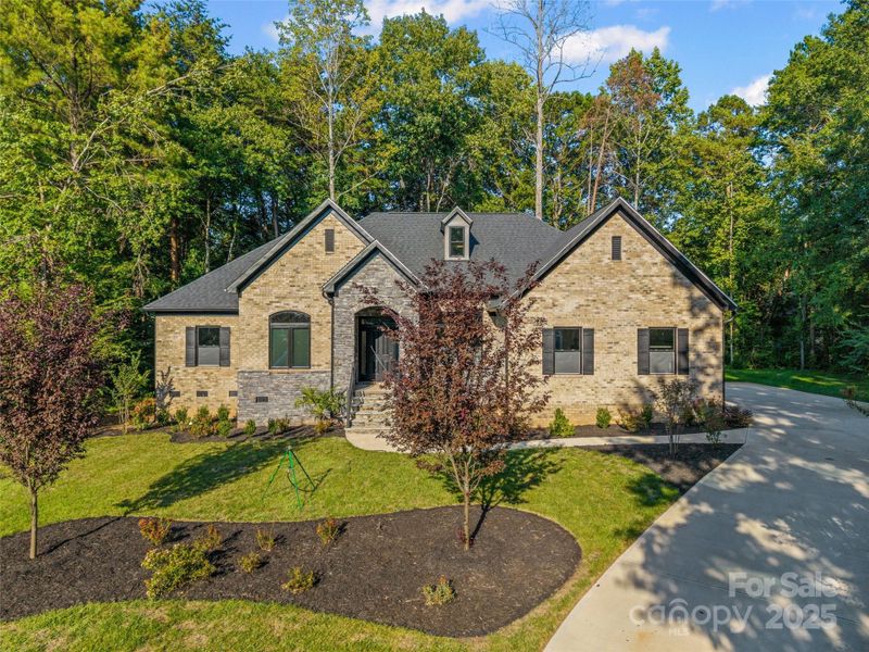 Image 48 of a home in .