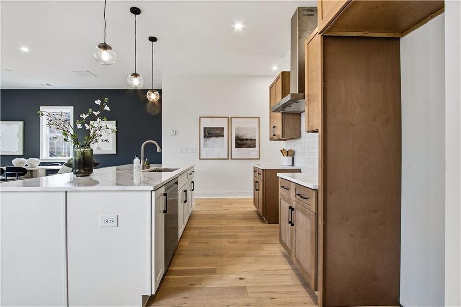 Furnished interior view inside a new home in , Atlanta (Image 9).