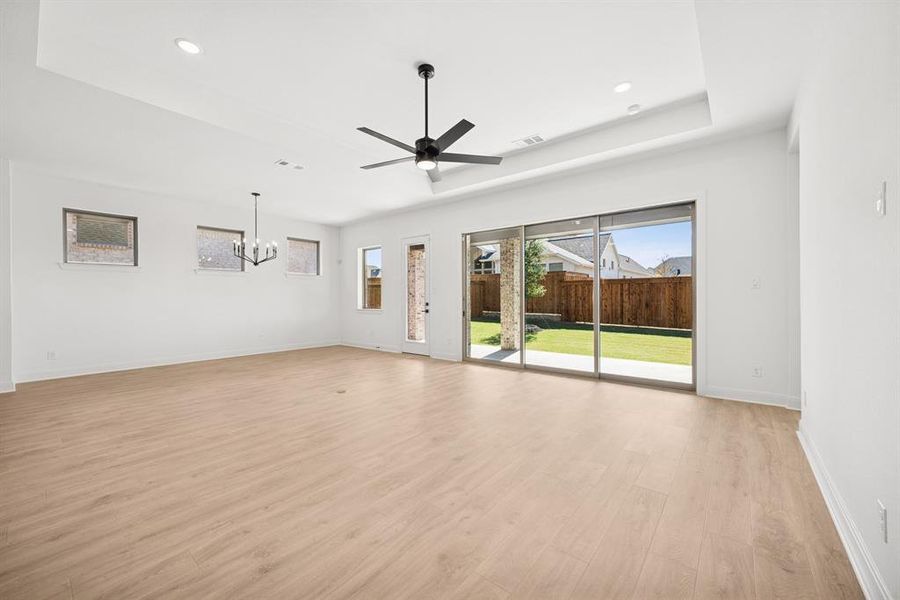 Spacious, unfurnished interior of a new home in Terraces – Classics, Rockwall (Image 31). Spacious, unfurnished interior of a new home in Terraces – Classics, Rockwall (Image 31).