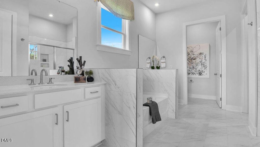 Thorpe Primary Bath 4 Thorpe Primary Bath 4