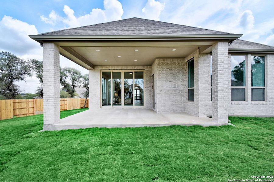 Exterior details and patio area of a home in La Cima: 70ft. lots, San Marcos (Image 20). Exterior details and patio area of a home in La Cima: 70ft. lots, San Marcos (Image 20).
