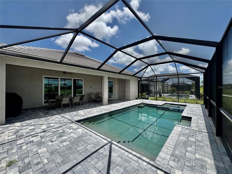 Exterior details and patio area of a home in , Lakewood Ranch (Image 3).