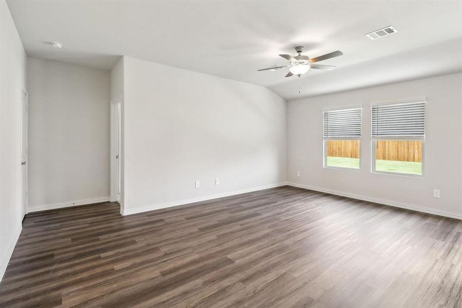 Spacious, unfurnished interior of a new home in Stratton Place, Greenville (Image 10). Spacious, unfurnished interior of a new home in Stratton Place, Greenville (Image 10).
