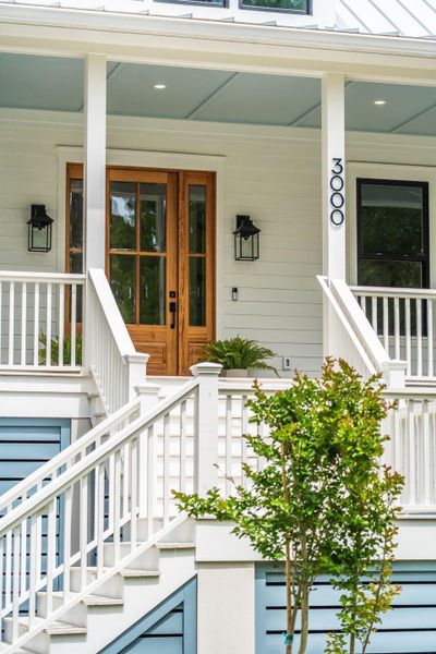 Exterior details and patio area of a home in , Johns Island (Image 33).
