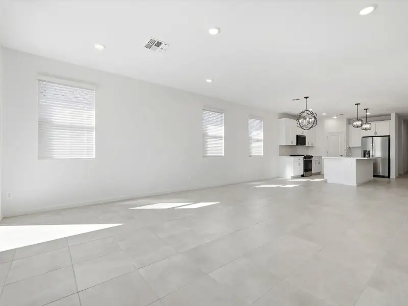 Spacious, unfurnished interior of a new home in Paloma Creek - Estate Series, Surprise (Image 12).